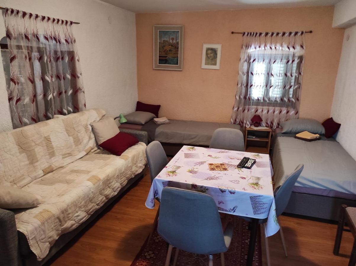 Maja Apartment Visnjan Luaran gambar