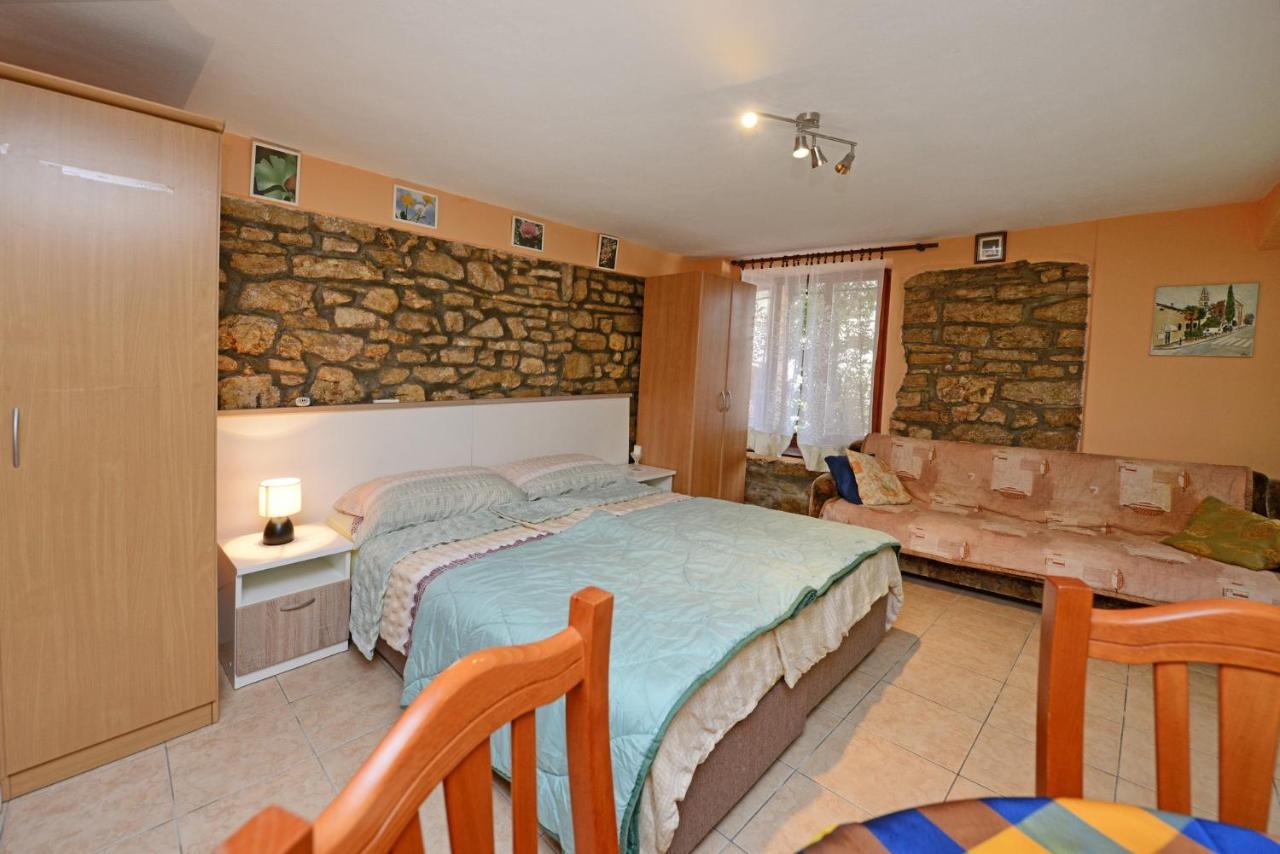 Maja Apartment Visnjan Luaran gambar