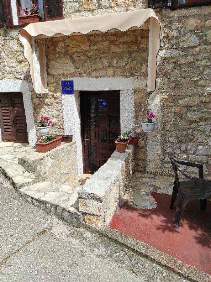 Maja Apartment Visnjan Luaran gambar
