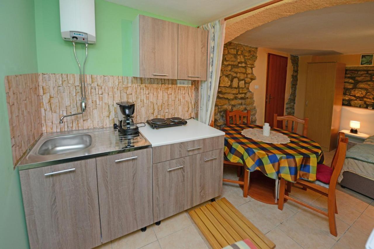 Maja Apartment Visnjan Luaran gambar