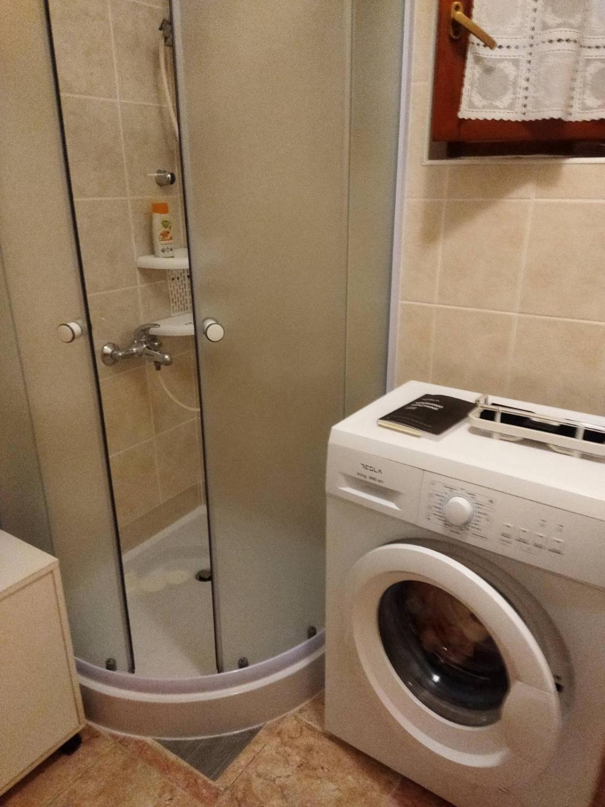 Maja Apartment Visnjan Luaran gambar